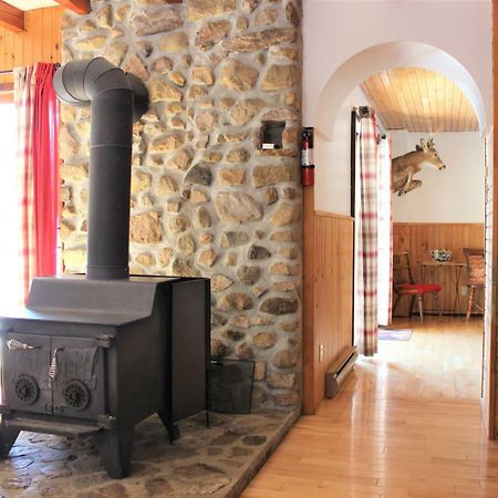 Chalet Rustique Crds Tremblant Lac Superieur Exterior photo