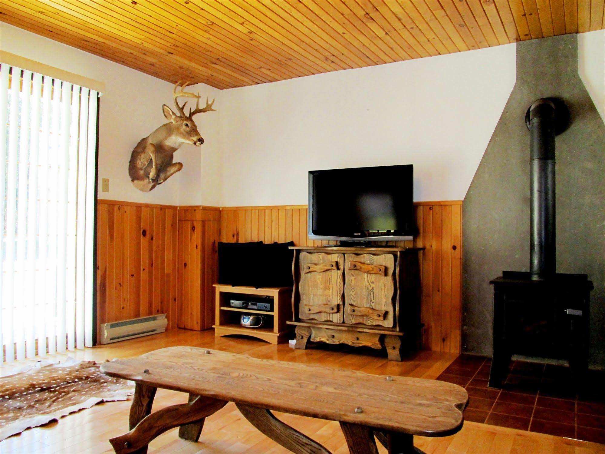 Chalet Rustique Crds Tremblant Lac Superieur Exterior photo