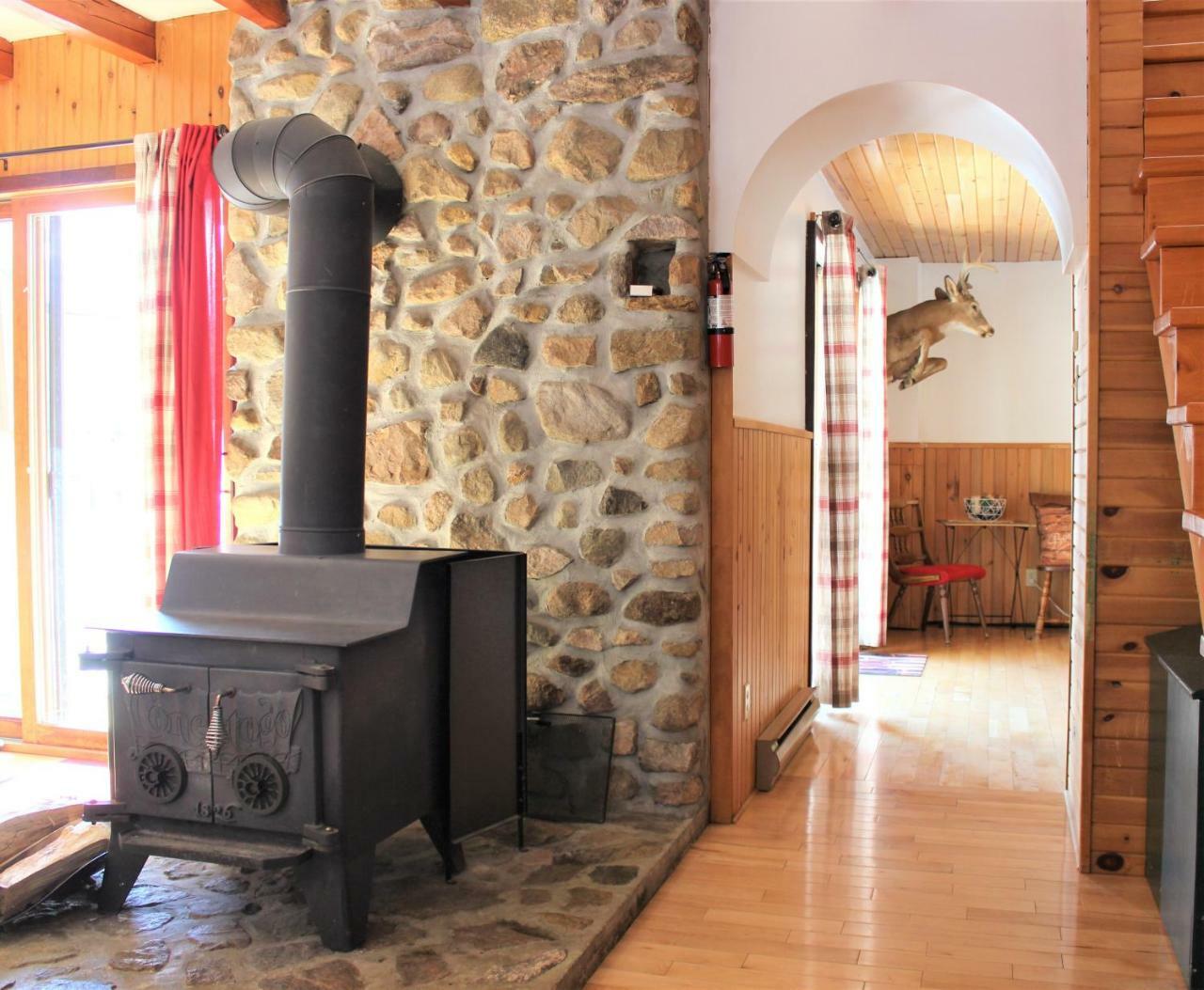 Chalet Rustique Crds Tremblant Lac Superieur Exterior photo