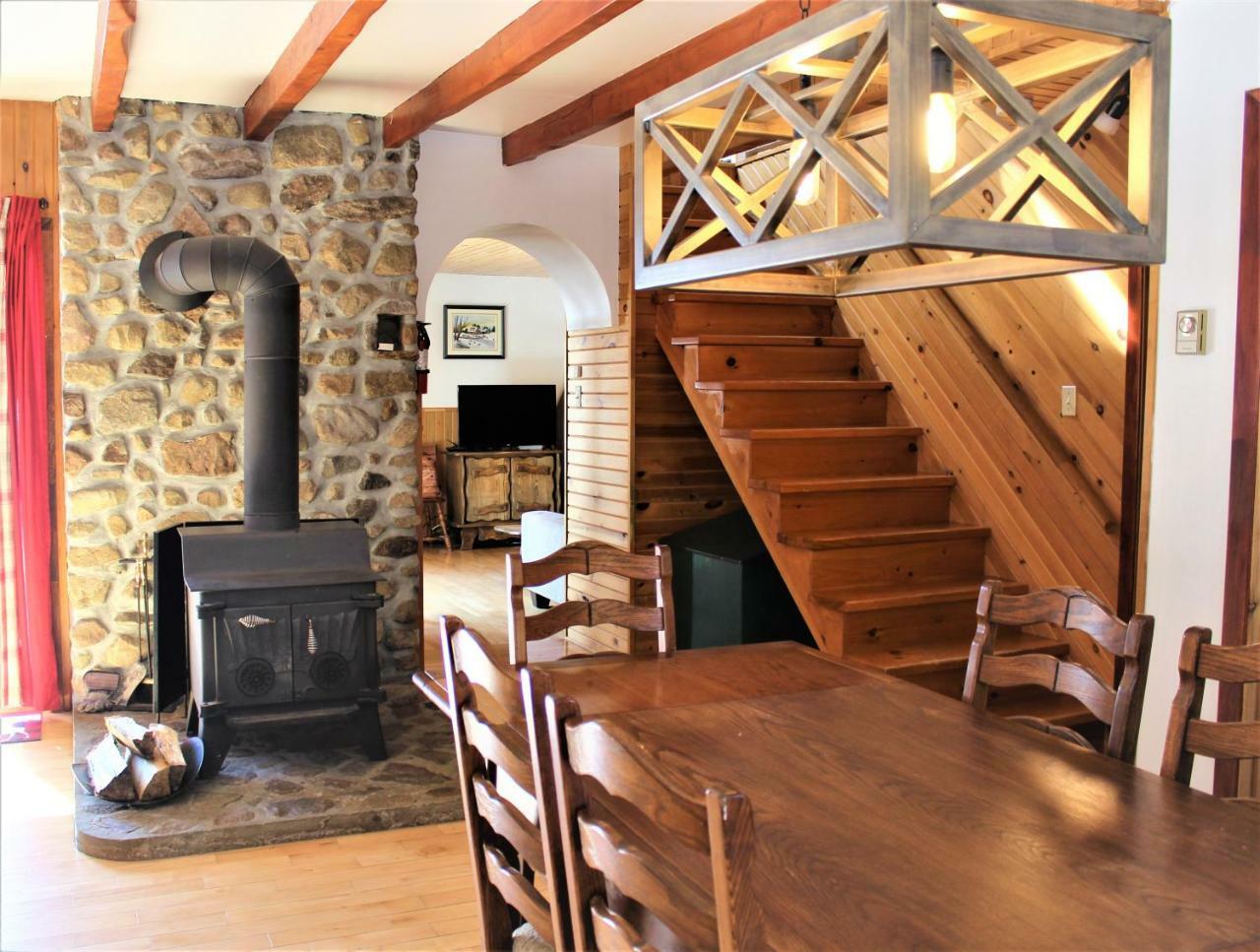 Chalet Rustique Crds Tremblant Lac Superieur Exterior photo